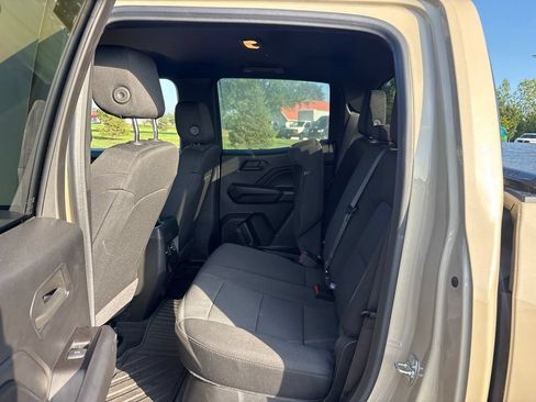 Used 2024 Chevrolet Colorado Trail Boss w/ Advanced Trailering Package AWD/4WD image 13