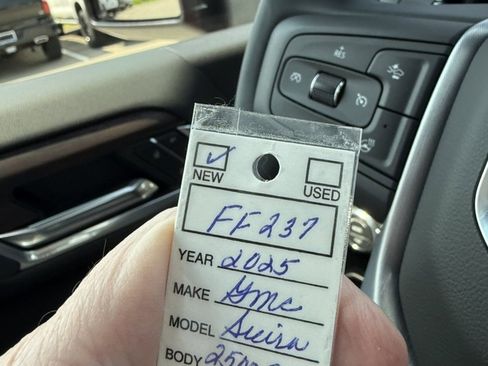 New 2025 GMC Sierra 2500 SLT w/ SLT Premium Package image 24