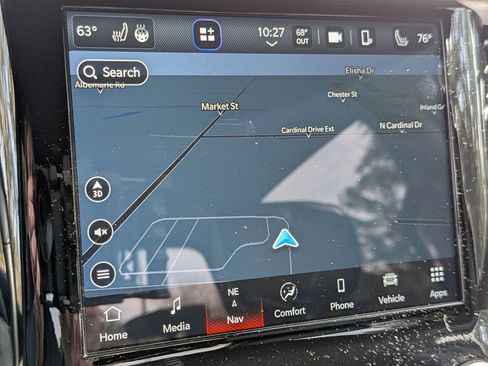 Used 2024 RAM 1500 Laramie image 23