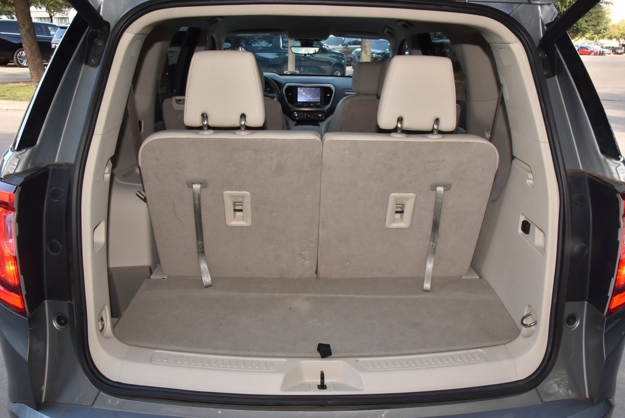 Used 2023 GMC Acadia Denali w/ Denali Technology Package FWD image 37