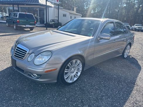 Used 2008 Mercedes-Benz E 350 Sedan image 14