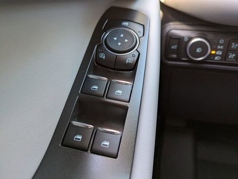 New 2026 Ford Explorer Active w/ Active Comfort Package image 29