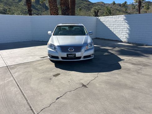 Used 2008 Toyota Avalon image 2