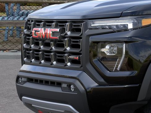 New 2026 GMC Canyon AT4 AWD/4WD image 13