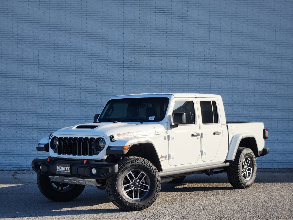 New 2026 Jeep Gladiator Mojave AWD/4WD image 1