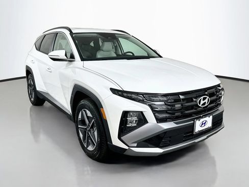 New 2026 Hyundai Tucson SEL FWD image 3