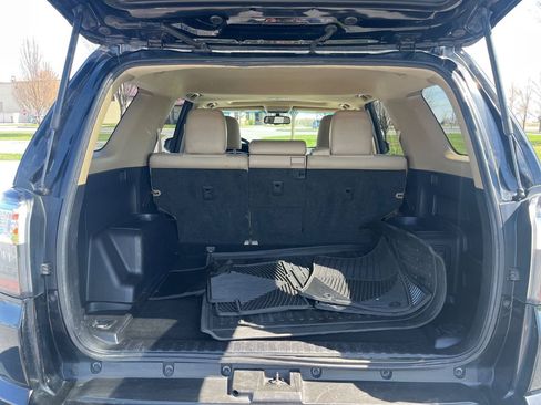 Used 2016 Toyota 4Runner SR5 Premium AWD/4WD image 25