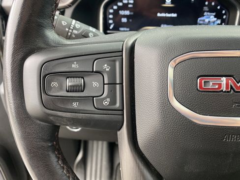 Used 2024 GMC Sierra 2500 AT4X image 33