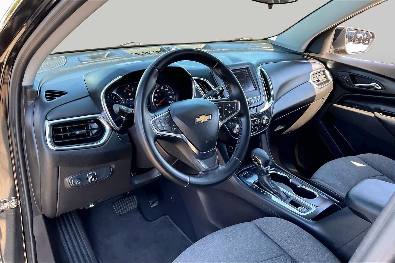 Used 2024 Chevrolet Equinox LT AWD/4WD image 17