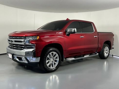 Used 2021 Chevrolet Silverado 1500 LTZ AWD/4WD image 3