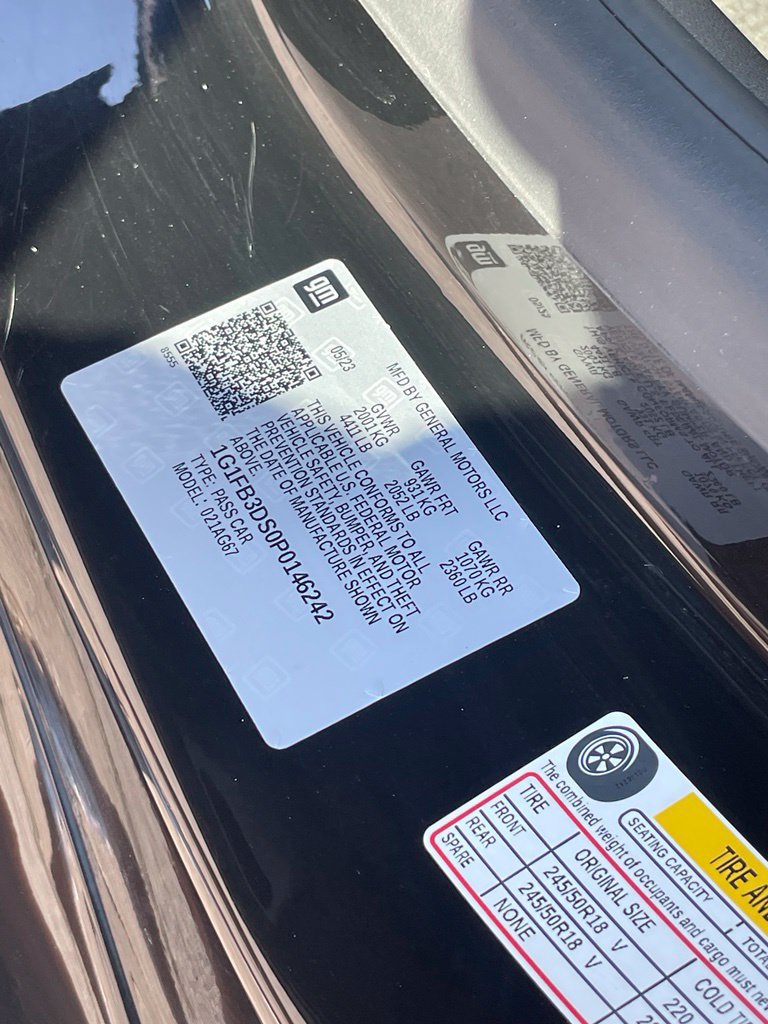 Used 2023 Chevrolet Camaro LT RWD image 30