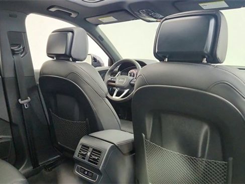 Used 2025 Audi Q5 e Premium Plus w/ Premium Plus Package image 26