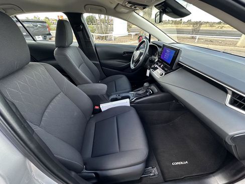 Used 2023 Toyota Corolla LE image 21