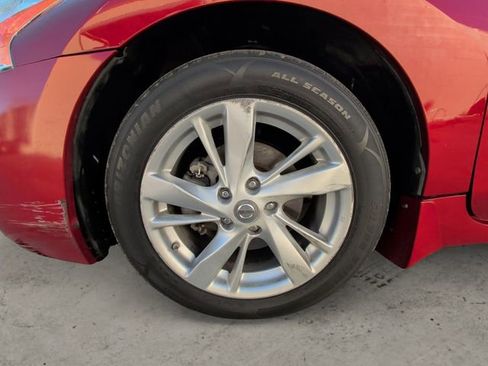 Used 2013 Nissan Altima 2.5 SV w/ 2.5SV Convenience Pkg FWD image 13