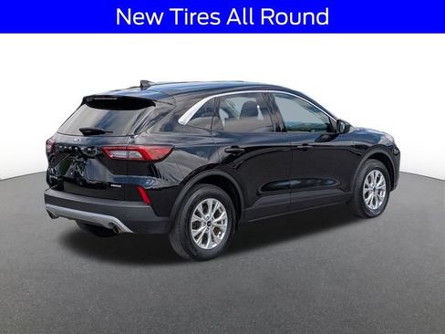 Used 2023 Ford Escape Active w/ Tech Pack #1 AWD/4WD image 3