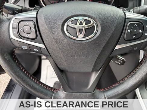 Used 2015 Toyota Camry XSE w/ Moonroof Package FWD image 25