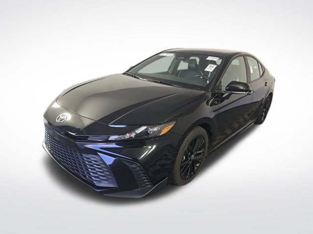 Used 2025 Toyota Camry SE FWD image 3