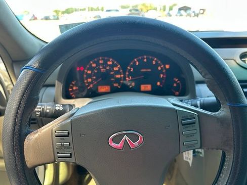 Used 2003 INFINITI G35 Sedan w/ Premium Pkg RWD image 14