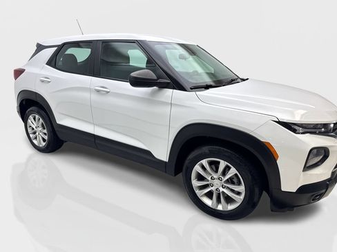 Used 2023 Chevrolet TrailBlazer LS FWD image 12