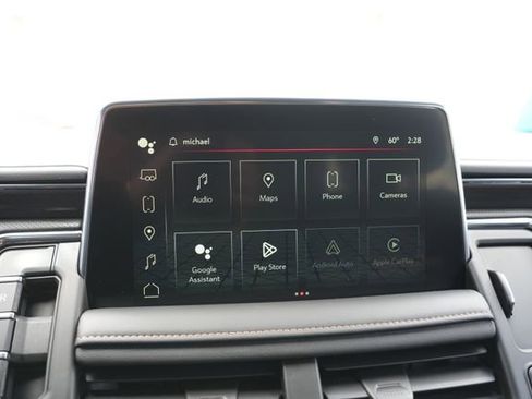 Used 2022 GMC Yukon AT4 w/ Technology Package AWD/4WD image 24
