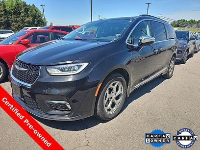 Used 2023 Chrysler Pacifica Limited