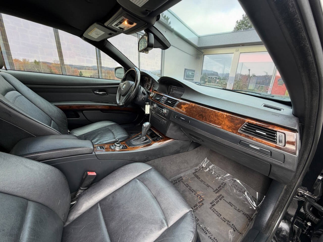 Used 2013 BMW 335i Convertible RWD image 34