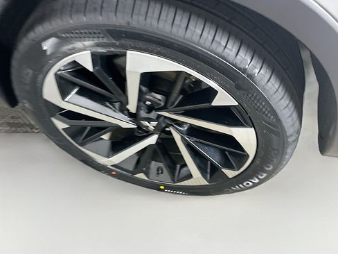 Used 2024 Mitsubishi Outlander SE FWD image 11