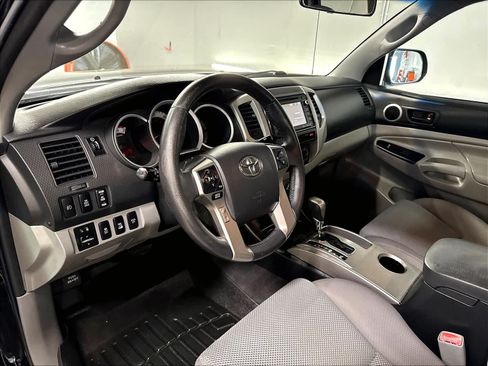 Used 2015 Toyota Tacoma 4x4 Double Cab w/ TRD Off-Road Package image 15