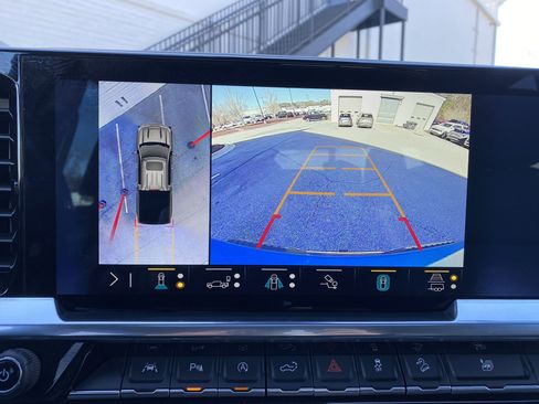 Used 2022 Chevrolet Silverado 1500 LTZ w/ LTZ Premium Package image 28