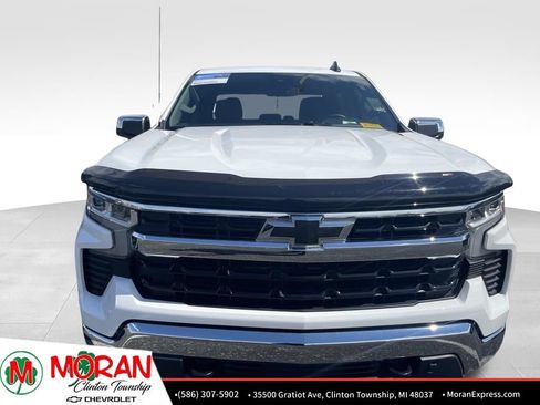 Used 2023 Chevrolet Silverado 1500 LT w/ Z71 Off-Road Package AWD/4WD image 2