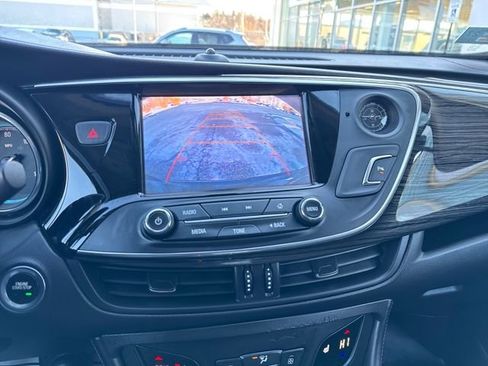 Used 2017 Buick Envision Essence image 26