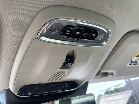 Used 2018 Volvo S90 T6 Inscription w/ Convenience Package AWD/4WD image 23