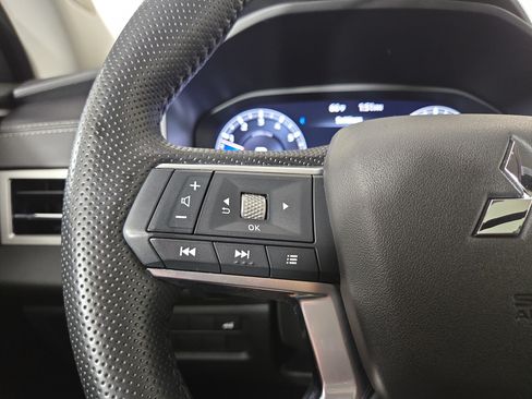 Used 2024 Mitsubishi Outlander SEL AWD/4WD image 16