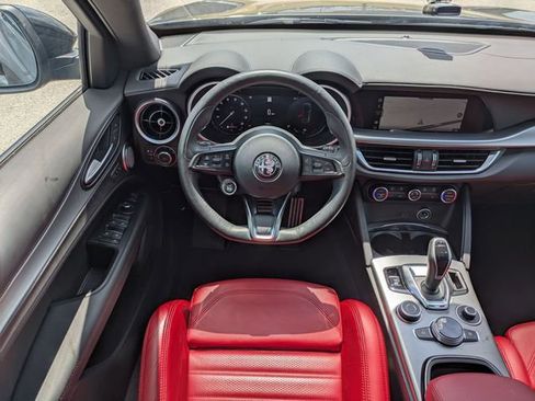 Used 2024 Alfa Romeo Stelvio Veloce AWD/4WD image 29