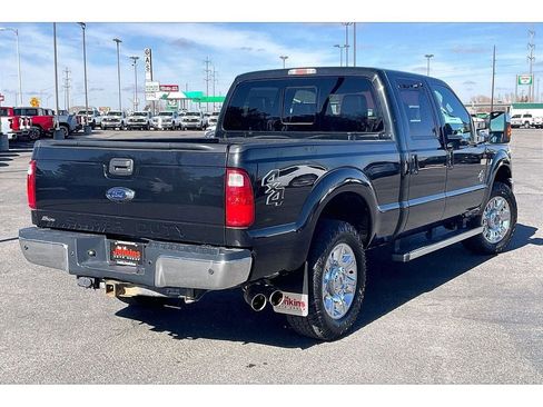 Used 2015 Ford F250 Lariat w/ Chrome Package image 14
