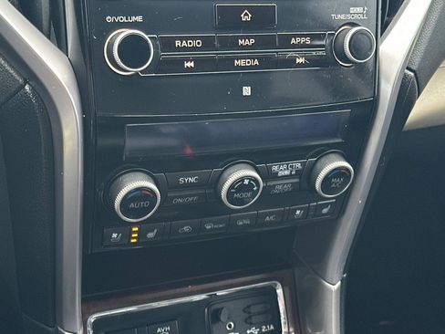 Used 2022 Subaru Ascent Touring w/ Popular Package #2A image 20
