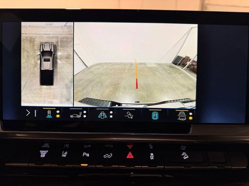 Used 2024 Chevrolet Silverado 2500 LT w/ Z71 Sport Edition image 23