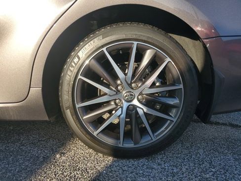 Certified 2021 Toyota Camry XLE w/ Navigation Upgrade Package image 5