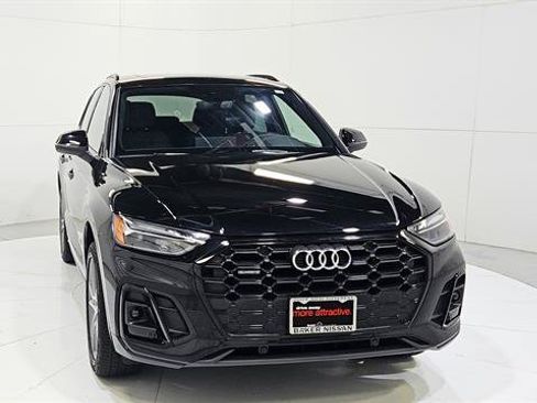 Used 2025 Audi Q5 2.0T Premium AWD/4WD image 2