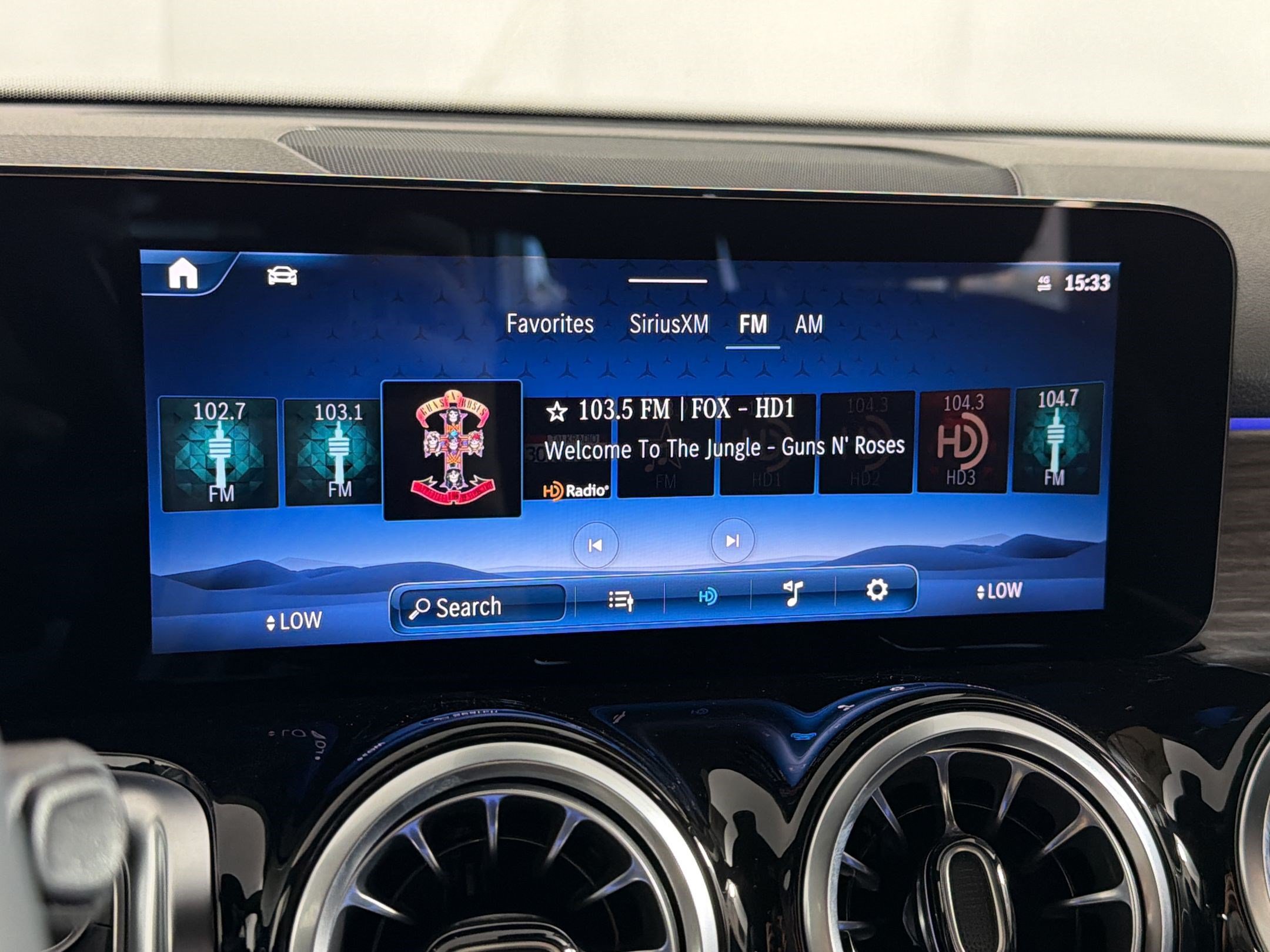 Used 2026 Mercedes-Benz GLB 250 4MATIC image 20