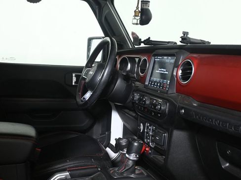 Used 2020 Jeep Wrangler Unlimited Rubicon w/ Dual Top Group AWD/4WD image 8