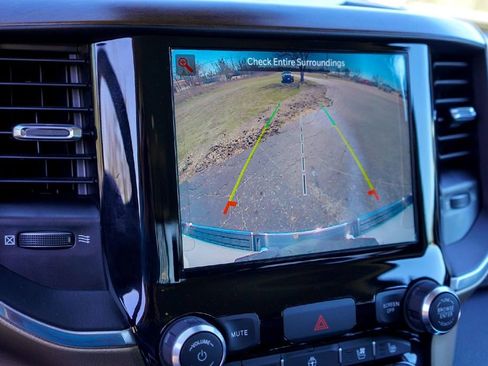 Used 2022 RAM 1500 Laramie image 19