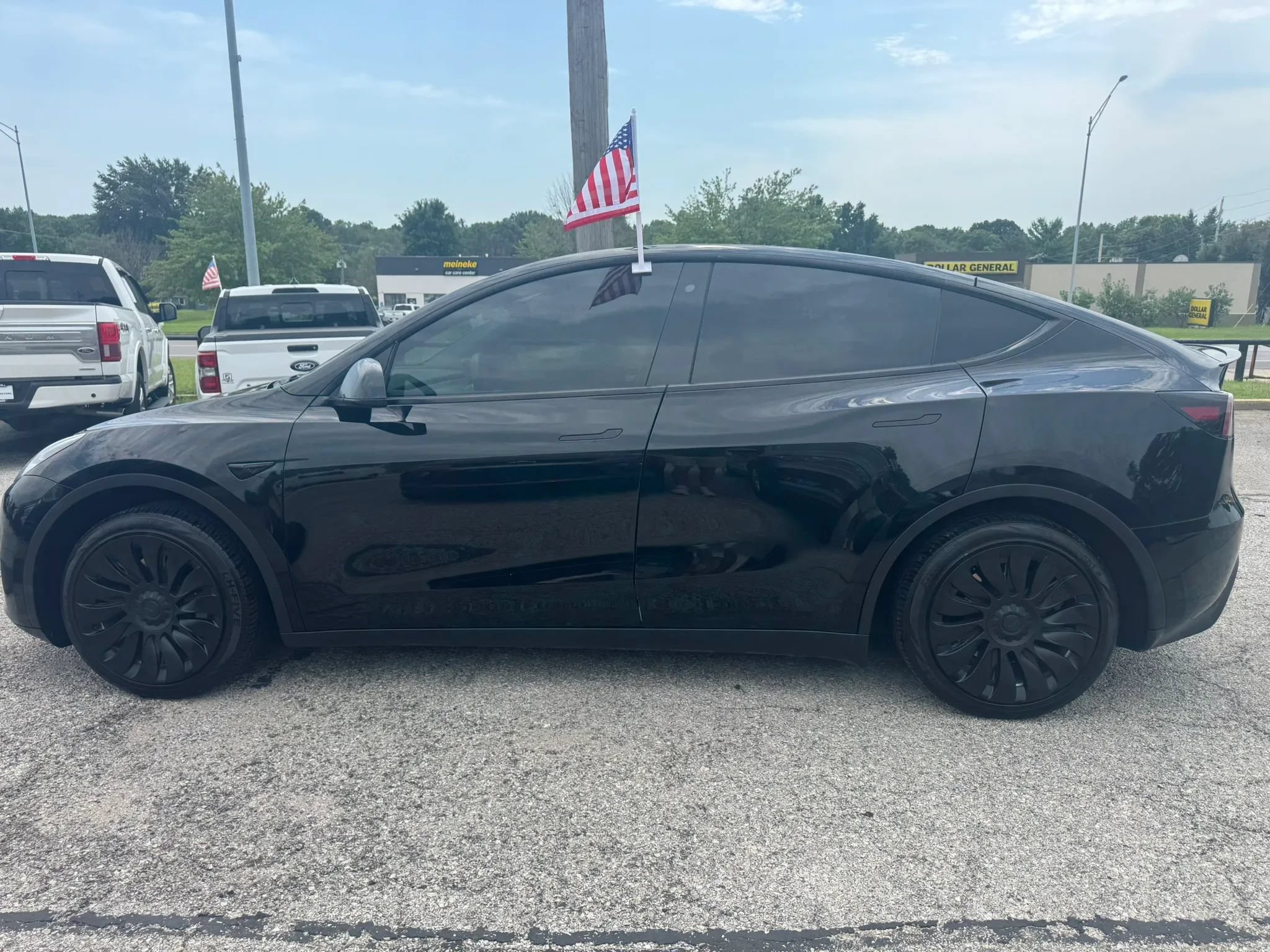 Used 2020 Tesla Model Y Long Range AWD/4WD image 9