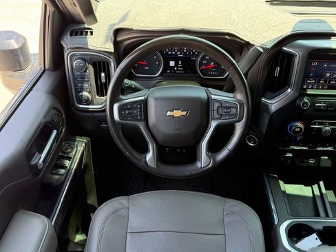 Used 2022 Chevrolet Silverado 2500 LTZ w/ LTZ Plus Package AWD/4WD image 10