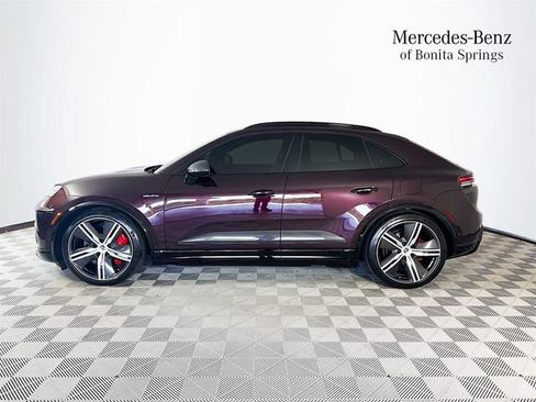 Used 2024 Porsche Macan Turbo Electric AWD/4WD image 4