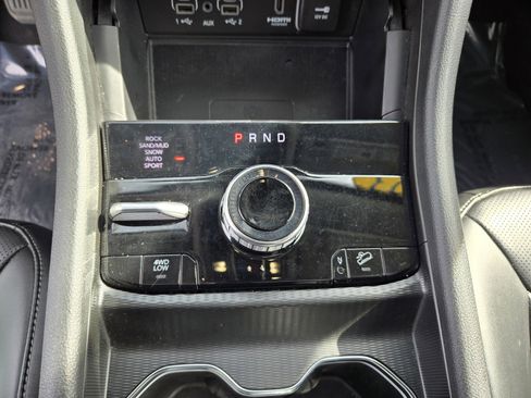 Used 2023 Jeep Grand Cherokee 30th Anniversary image 17