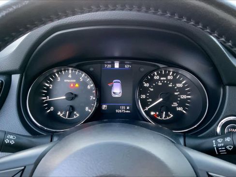 Used 2021 Nissan Rogue Sport SL w/ Premium Package image 25