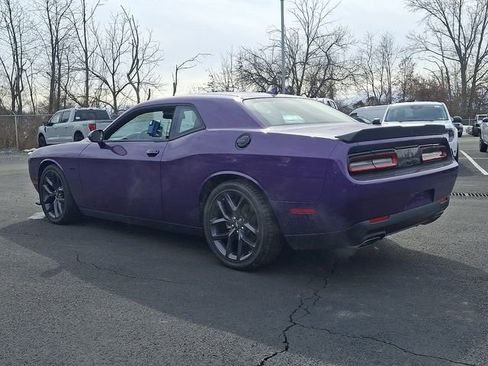 Used 2023 Dodge Challenger R/T w/ Plus Package image 6