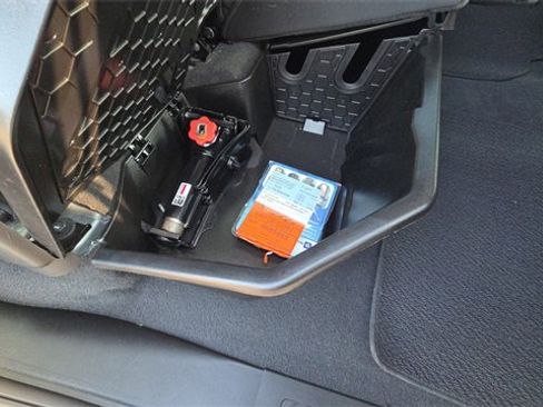 Used 2023 GMC Sierra 1500 Denali w/ Technology Package image 17