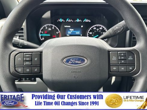 New 2025 Ford F250 XLT image 18